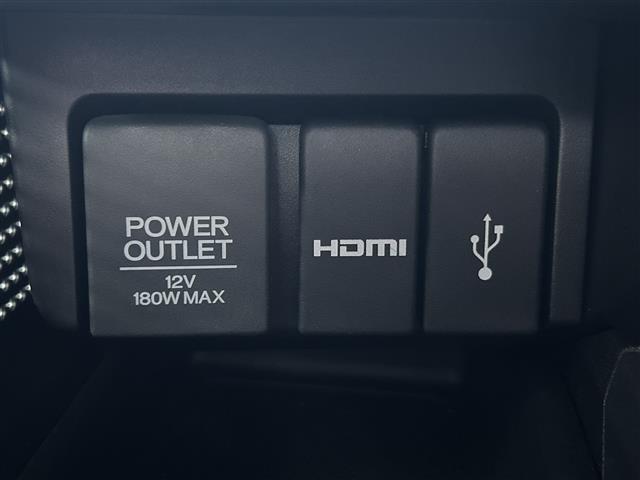 S660 α 純正ディスプレイオーディオ(Bluetooth)☆バックカメラ☆衝突軽減☆デジタルインナーミラー☆クルコン☆ETC☆ハーフレザーシート☆シートヒーター☆前後ドラレコ☆USB/HDM☆HKSマフラー(34枚目)