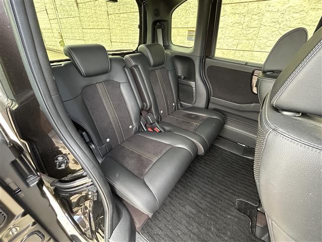 Ｎ－ＢＯＸカスタム Ｇ・Ｌターボホンダセンシング　純正８インチナビ（ＣＤ／ＤＶＤ／ＢＴ／フルセグ）☆バックカメラ☆衝突軽減システム☆レーンアシスト☆レーダークルーズ☆ＥＴＣ☆両側パワースライドドア☆前後ドライブレコーダー☆オートライト☆パドルシフト（23枚目）