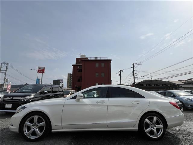 ＣＬＳ３５０　ブルーエフィシェンシー　サンルーフ　メーカーナビ　黒レザーシート(6枚目)