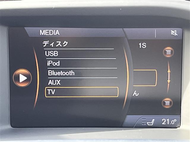 Ｓ６０ Ｔ４　Ｒデザイン　純正ナビ／フルセグＴＶ／Ｂｌｕｅｔｏｏｔｈ再生／ＣＤ／ＤＶＤ／ブラインドスポットインフォメーションシステム／レーダーブレーキサポート／レーンキープアシスト／レーダークルーズコントロール／シートヒーター（10枚目）