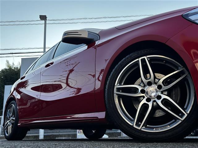 Ａクラス Ａ１８０　スポーツ　純正ナビ／Ｂカメラ／クルーズコントロール／衝突防止アシストプラス／アテンションアシスト／ブラインドスポットアシスト／レーンキープアシスト／コーナーセンサー／パドルシフト／フルＴＶ／ＢＴ／ＣＤ／ＤＶＤ（8枚目）