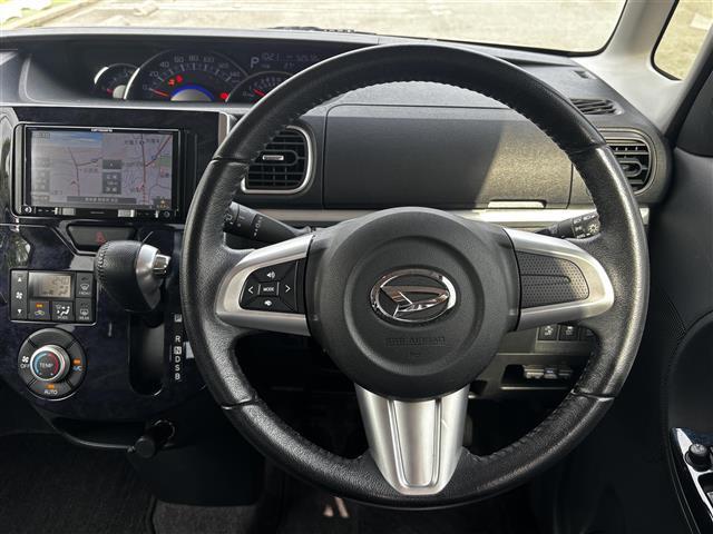タント カスタムＲＳ　トップエディションＳＡＩＩ　社外ナビ／バックカメラ／フリップダウンモニター／衝突軽減ブレーキ／前後ドライブレコーダー／両側パワースライドドア／ＥＴＣ／スマートキー／ＬＥＤオートライト／フォグランプ／純正１５インチＡＷ（9枚目）