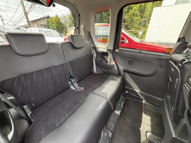タント カスタムＲＳ　トップエディションＳＡＩＩ　社外ナビ／バックカメラ／フリップダウンモニター／衝突軽減ブレーキ／前後ドライブレコーダー／両側パワースライドドア／ＥＴＣ／スマートキー／ＬＥＤオートライト／フォグランプ／純正１５インチＡＷ（17枚目）
