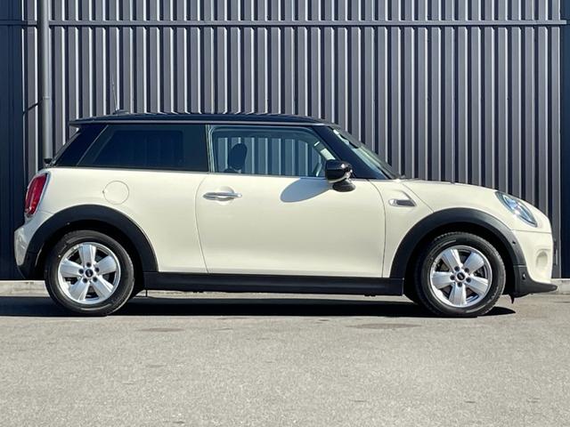 ＬＩＢＥＲＡＬＡの全国在庫の中から厳選したお車をご提案！お近くの店舗でのご納車可能！その品揃えと品質に驚くこと間違い無し！