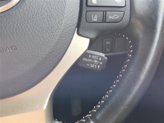 CT 200h バージョンC 後期/純正ナビ/フルTV/BT/CD/DVD/バックカメラ/レーダークルコン/衝突軽減/コーナーセンサー/レーンキープ/パドルシフト/オートLEDライト/オートハイビーム/パワーS/シートヒータ(25枚目)