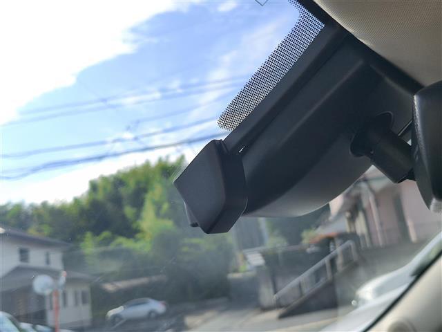 CT 200h バージョンC 後期/純正ナビ/フルTV/BT/CD/DVD/バックカメラ/レーダークルコン/衝突軽減/コーナーセンサー/レーンキープ/パドルシフト/オートLEDライト/オートハイビーム/パワーS/シートヒータ(30枚目)