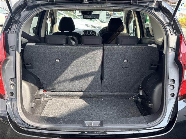 ノート ｅ－パワー　Ｘ　純正ナビ全方位カメラエマージェンシーブレーキ車線逸脱警報アダプティブクルーズコントロールインテリジェントルームミラーコーナーセンサー前後ドライブレコーダーＥＴＣステアリングリモコンＬＥＤオートライト（18枚目）