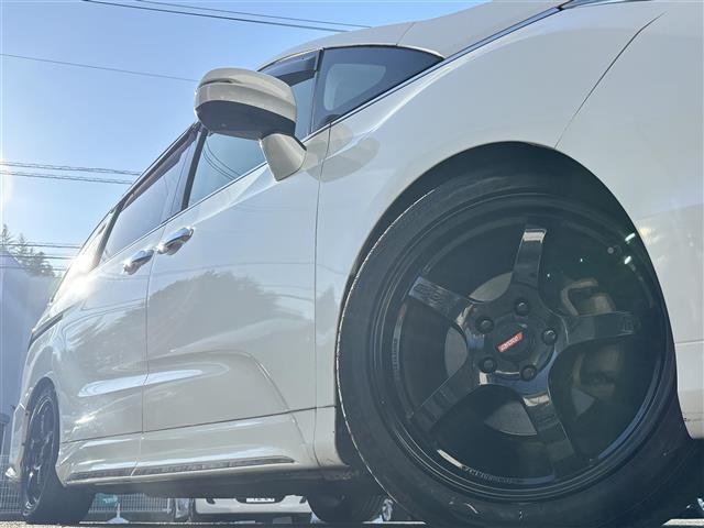 オデッセイ アブソルート・EX 純正ナビ/全方囲カメラ/バックカメラ/後席用モニター/両側パワースライドドア/クルーズコントロール/パドルシフト/アイドリングストップ/ビルトインETC/フルセグTV/Bluetooth/CD/DVD(8枚目)