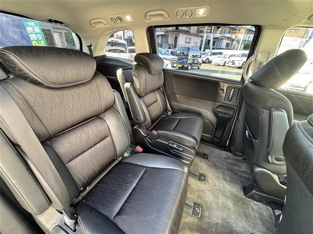 オデッセイ アブソルート・EX 純正ナビ/全方囲カメラ/バックカメラ/後席用モニター/両側パワースライドドア/クルーズコントロール/パドルシフト/アイドリングストップ/ビルトインETC/フルセグTV/Bluetooth/CD/DVD(16枚目)