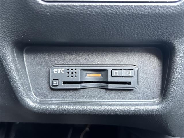 オデッセイ アブソルート・EX 純正ナビ/全方囲カメラ/バックカメラ/後席用モニター/両側パワースライドドア/クルーズコントロール/パドルシフト/アイドリングストップ/ビルトインETC/フルセグTV/Bluetooth/CD/DVD(23枚目)