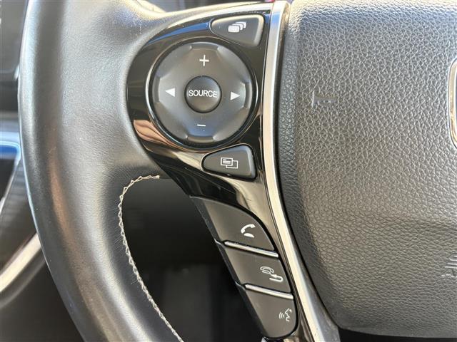 オデッセイ アブソルート・EX 純正ナビ/全方囲カメラ/バックカメラ/後席用モニター/両側パワースライドドア/クルーズコントロール/パドルシフト/アイドリングストップ/ビルトインETC/フルセグTV/Bluetooth/CD/DVD(25枚目)