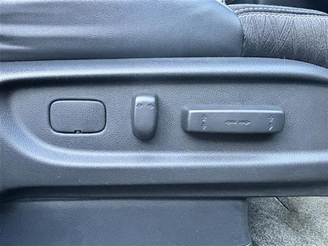 オデッセイ アブソルート・EX 純正ナビ/全方囲カメラ/バックカメラ/後席用モニター/両側パワースライドドア/クルーズコントロール/パドルシフト/アイドリングストップ/ビルトインETC/フルセグTV/Bluetooth/CD/DVD(30枚目)