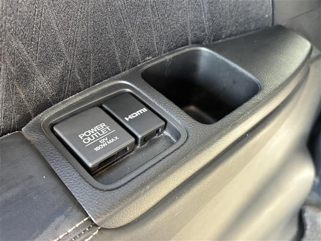 オデッセイ アブソルート・EX 純正ナビ/全方囲カメラ/バックカメラ/後席用モニター/両側パワースライドドア/クルーズコントロール/パドルシフト/アイドリングストップ/ビルトインETC/フルセグTV/Bluetooth/CD/DVD(31枚目)