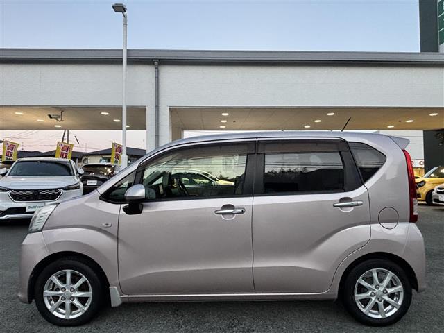 ムーヴ X 純正ナビ/ワンセグTV/CD/純正14インチアルミホイル/オートライト/プッシュスタート/純正フロアマット/純正ドアバイザー/横滑り防止/盗難防止装置/保証書/取扱説明(6枚目)