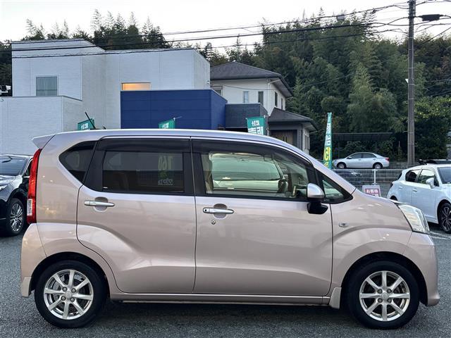 ムーヴ X 純正ナビ/ワンセグTV/CD/純正14インチアルミホイル/オートライト/プッシュスタート/純正フロアマット/純正ドアバイザー/横滑り防止/盗難防止装置/保証書/取扱説明(7枚目)