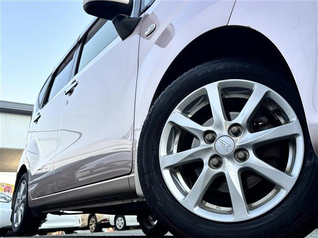 ムーヴ X 純正ナビ/ワンセグTV/CD/純正14インチアルミホイル/オートライト/プッシュスタート/純正フロアマット/純正ドアバイザー/横滑り防止/盗難防止装置/保証書/取扱説明(8枚目)