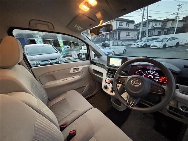 ムーヴ X 純正ナビ/ワンセグTV/CD/純正14インチアルミホイル/オートライト/プッシュスタート/純正フロアマット/純正ドアバイザー/横滑り防止/盗難防止装置/保証書/取扱説明(12枚目)