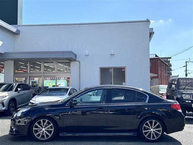 レガシィB4 2.0GT DIT STIリップスポイラー/マッキントッシュサブウーファー/純正HDDナビ/ワンセグテレビ/Bluetooth/CD/DVD/ミュージックサーバー/バックカメラ/ETC/シートヒーター/パワーシート(6枚目)