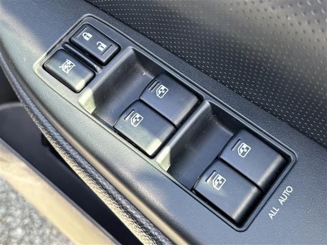 レガシィB4 2.0GT DIT STIリップスポイラー/マッキントッシュサブウーファー/純正HDDナビ/ワンセグテレビ/Bluetooth/CD/DVD/ミュージックサーバー/バックカメラ/ETC/シートヒーター/パワーシート(28枚目)