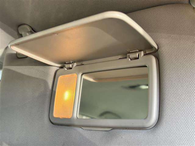 レガシィB4 2.0GT DIT STIリップスポイラー/マッキントッシュサブウーファー/純正HDDナビ/ワンセグテレビ/Bluetooth/CD/DVD/ミュージックサーバー/バックカメラ/ETC/シートヒーター/パワーシート(29枚目)