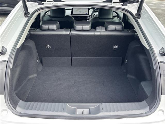 プリウス Z 純ナビ/全周囲カメラ/レーダークルコン/プリクラッシュ/コーナーセンサー/RCTA/PKSB/RSA/シートヒーター/エアシート/ETC/フルセグTV/Bluetooth/Miracast(18枚目)