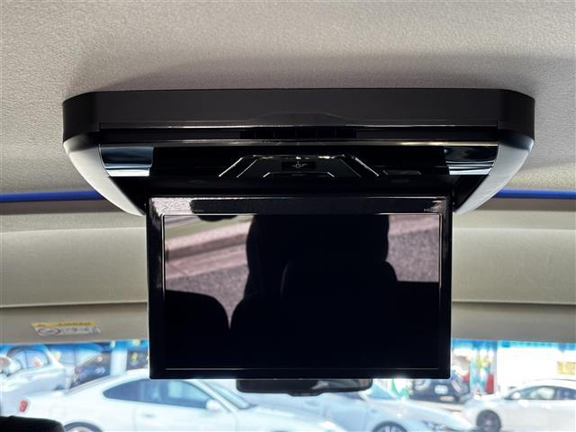 デリカD:5 P 2インチアップ/バンパーガード/BATTLEZマフラー/RAYS18インチAW/アルパイン11インチナビ/全周囲カメラ/両側パワースライドドア/レーダークルコン/レザーシート(13枚目)