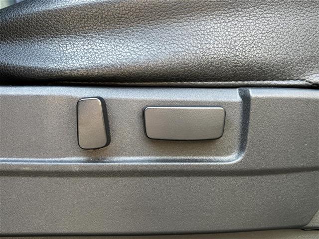 デリカD:5 P 2インチアップ/バンパーガード/BATTLEZマフラー/RAYS18インチAW/アルパイン11インチナビ/全周囲カメラ/両側パワースライドドア/レーダークルコン/レザーシート(30枚目)