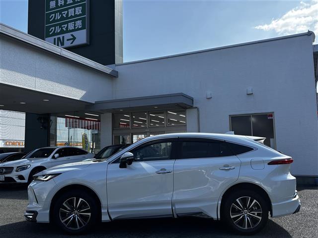 ハリアーハイブリッド Ｇ　モデリスタエアロ／１２．３インチナビ／バックカメラ／レーダークルーズコントロール／衝突被害軽減ブレーキ／レーンキープアシスト／コーナーセンサー／ＢＳＭ／置くだけ充電／フルセグＴＶ／Ｂｌｕｅｔｏｏｔｈ（6枚目）