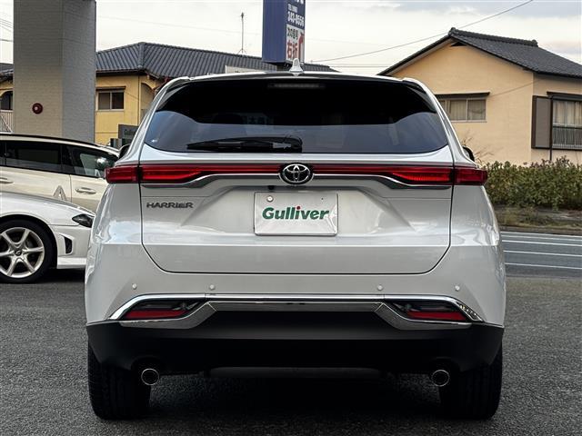 ハリアー Ｓ　純正ディスプレイオーディオ／バックカメラ／プリクラッシュセーフティ／レーントレーシングアシスト／クリアランスソナー／レーダークルコン／ロードサインアシスト／先行車発進告知／純正１９インチＡＷ／フルＴＶ（5枚目）