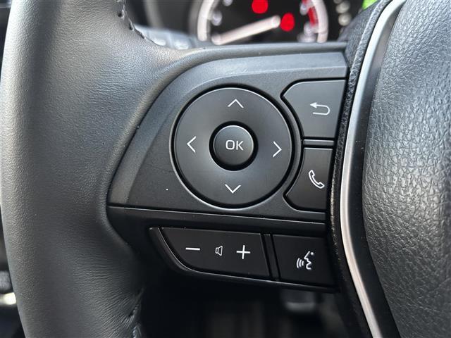 ハリアー Ｓ　純正ディスプレイオーディオ／バックカメラ／プリクラッシュセーフティ／レーントレーシングアシスト／クリアランスソナー／レーダークルコン／ロードサインアシスト／先行車発進告知／純正１９インチＡＷ／フルＴＶ（22枚目）