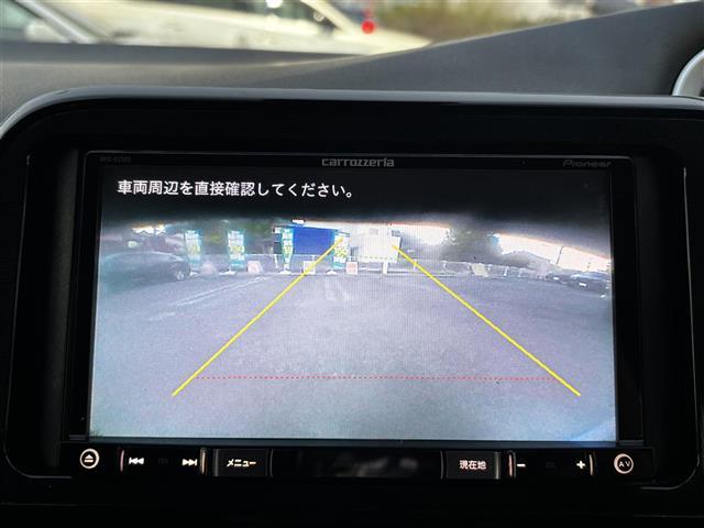 シエンタ Ｘ　メモリーナビ／フルセグテレビ／Ｂｌｕｅｔｏｏｔｈ／ＣＤ／ＤＶＤ／バックカメラ／ドライブレコーダー／ＥＴＣ／片側電動スライドドア／オートハイビーム／衝突軽減ブレーキ／横滑り防止／車線逸脱防止（11枚目）