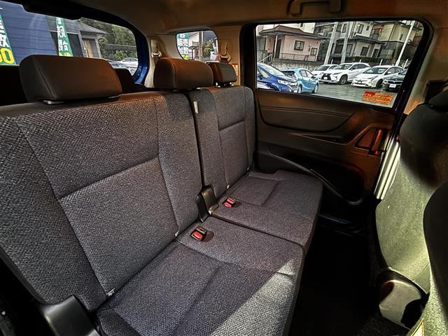 シエンタ Ｘ　メモリーナビ／フルセグテレビ／Ｂｌｕｅｔｏｏｔｈ／ＣＤ／ＤＶＤ／バックカメラ／ドライブレコーダー／ＥＴＣ／片側電動スライドドア／オートハイビーム／衝突軽減ブレーキ／横滑り防止／車線逸脱防止（15枚目）