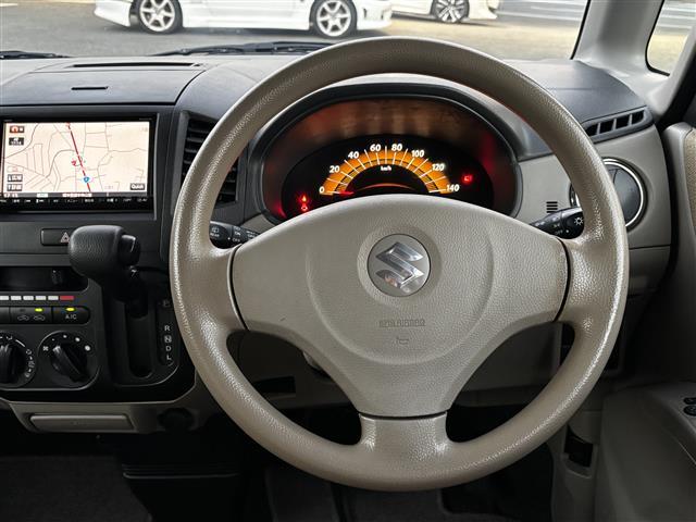 パレット Ｌ　ＨＤＤナビ／ワンセグテレビ／ＣＤ／ＤＶＤ／両側スライドドア／プッシュスタート／スマートキー／フルフラットシート／純正フロアマット／ドアバイザー（8枚目）