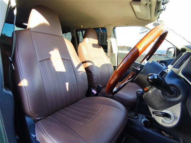 プロボックスバン ＧＬ　インチアップ／全塗装／ＴＯＹＯＴＡフロントグリル／ルーフキャリアＴｅｒｚｏ／社外メモリナビ／革調シートカバー／社外ウッドハンドル／社外ＬＥＤヘッドライト／ドライブレコーダー／ＥＴＣ（15枚目）