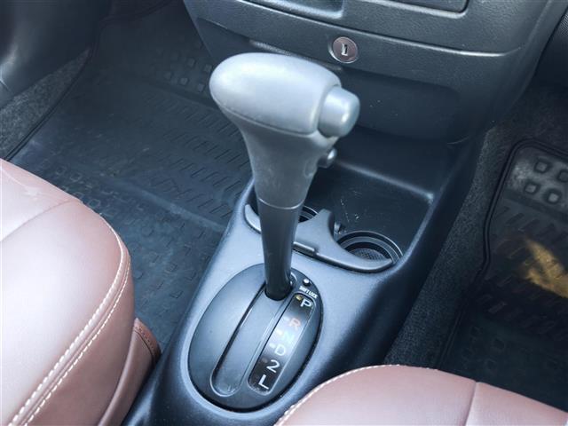 プロボックスバン ＧＬ　インチアップ／全塗装／ＴＯＹＯＴＡフロントグリル／ルーフキャリアＴｅｒｚｏ／社外メモリナビ／革調シートカバー／社外ウッドハンドル／社外ＬＥＤヘッドライト／ドライブレコーダー／ＥＴＣ（20枚目）