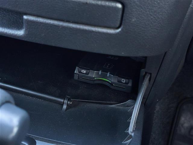 プロボックスバン ＧＬ　インチアップ／全塗装／ＴＯＹＯＴＡフロントグリル／ルーフキャリアＴｅｒｚｏ／社外メモリナビ／革調シートカバー／社外ウッドハンドル／社外ＬＥＤヘッドライト／ドライブレコーダー／ＥＴＣ（26枚目）