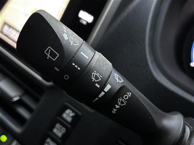 ヴォクシー ハイブリッドZS ワンオーナー/両側パワースライドドア/純正10インチナビ/フルセグTV/Bluetooth/CD/DVD/クルーズコントロール/プリクラッシュセーフティー/レーンディパーチャーアラート/先行車発進告知(26枚目)