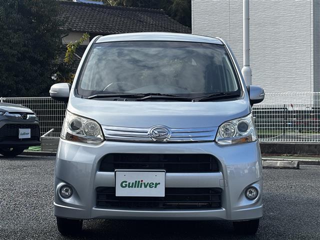 ムーヴ カスタム　Ｘ　純正７インチナビ／ワンセグＴＶ／ＣＤ／ＤＶＤ／アイドリングストップ／電動電格ミラー／ＥＴＣ／純正フロアマット／純正ドアバイザー／プッシュスタート／スマートキー（4枚目）