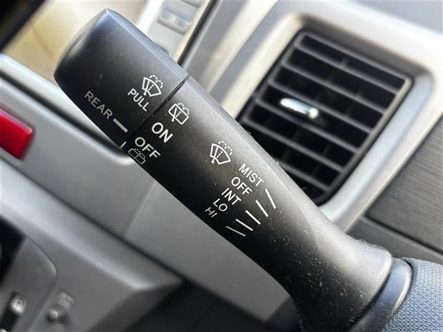 ムーヴ カスタム　Ｘ　純正７インチナビ／ワンセグＴＶ／ＣＤ／ＤＶＤ／アイドリングストップ／電動電格ミラー／ＥＴＣ／純正フロアマット／純正ドアバイザー／プッシュスタート／スマートキー（19枚目）