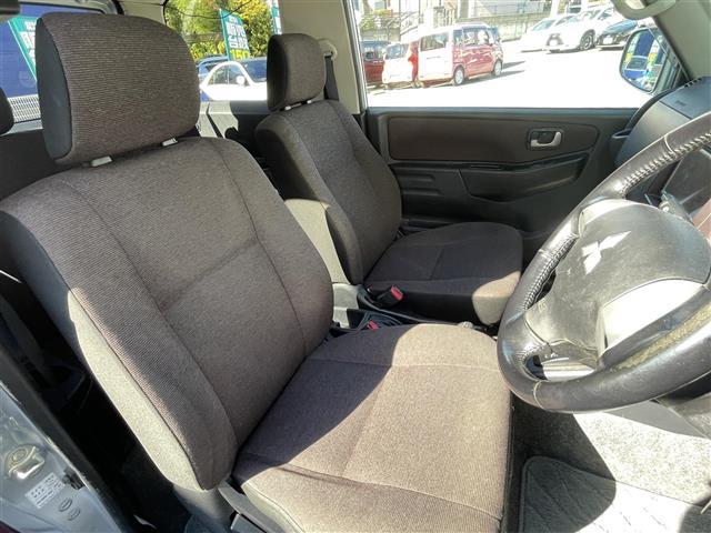 パジェロミニ エクシード SDナビ/ワンセグテレビ/CD/DVD/ETC/純正15インチアルミホイール/背面タイヤ/ルーフレール/ターボ/4WD/フロアマット/フォグライト/ドアバイザー/キーレス/スペアキー/フルフラット(15枚目)