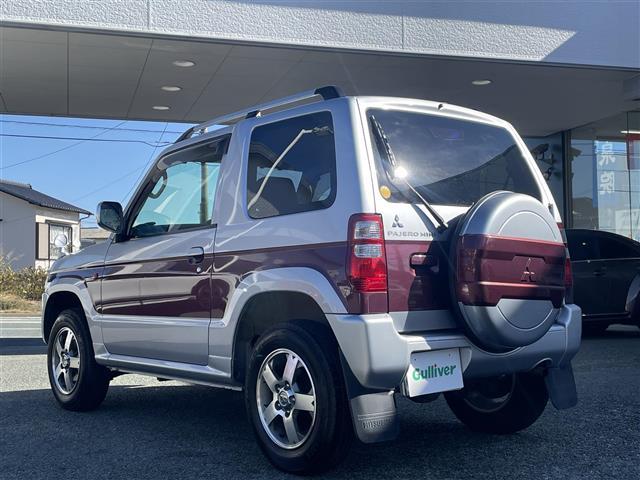 パジェロミニ エクシード SDナビ/ワンセグテレビ/CD/DVD/ETC/純正15インチアルミホイール/背面タイヤ/ルーフレール/ターボ/4WD/フロアマット/フォグライト/ドアバイザー/キーレス/スペアキー/フルフラット(28枚目)