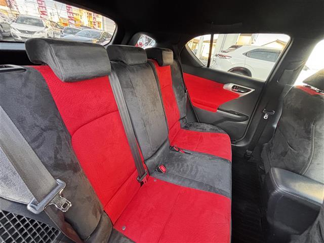 CT CT200h Fスポーツ 純正ナビ/フルセグTV/CD/DVD/バックカメラ/クルーズコントロール/コーナーセンサー/パドルシフト/シートヒーター/純正17インチAW/ビルトインETC/オートライト/電動格納ミラー(15枚目)