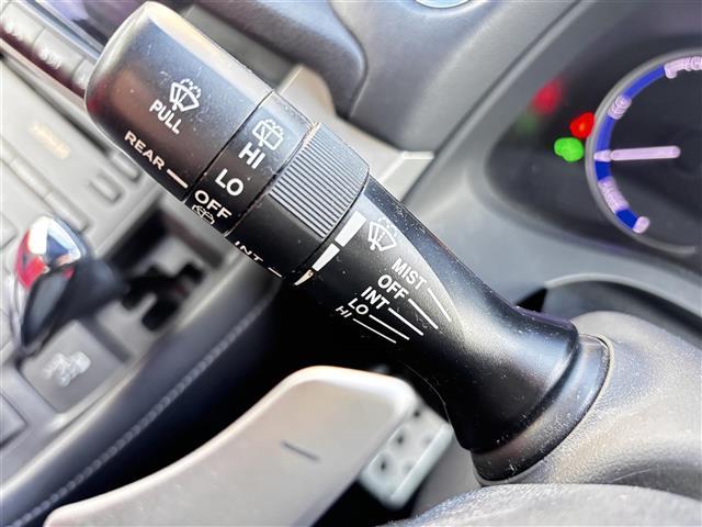 CT CT200h Fスポーツ 純正ナビ/フルセグTV/CD/DVD/バックカメラ/クルーズコントロール/コーナーセンサー/パドルシフト/シートヒーター/純正17インチAW/ビルトインETC/オートライト/電動格納ミラー(26枚目)