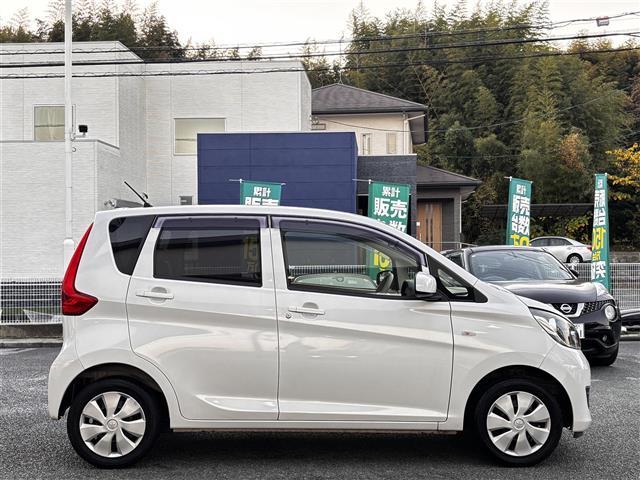 eKワゴン E e-アシスト 社外メモリーナビ/フルセグテレビ/Bluetooth/CD/DVD/シートヒーター横滑り防止/衝突軽減ブレーキ/フルフラットシート/ベンチシート/フロアマット/ドアバイザー/キーレス(7枚目)