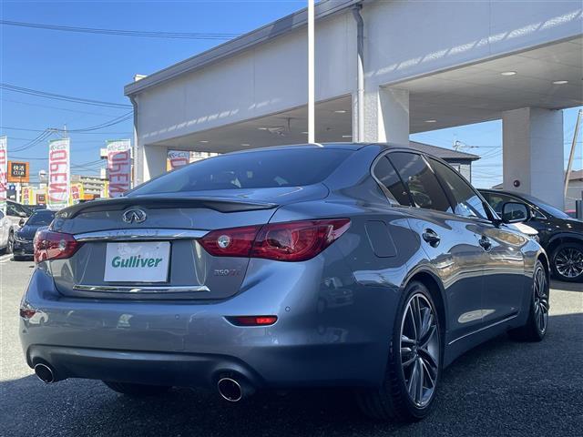 スカイライン ３５０ＧＴ　ハイブリッド　タイプＳＰ　純正ナビ／アラウンドビューモニター／黒レザーシート／パワーシート／シートヒーター／クルーズコントロール／ステアリングスイッチ／フルセグＴＶ／ＢＴ／ＣＤ／ＤＶＤ／ＥＴＣ／前後ドライブレコーダー（3枚目）