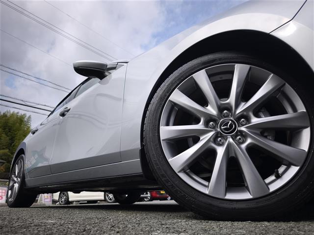 ＭＡＺＤＡ３セダン ２０Ｓプロアクティブ　ワンオーナー／純正ナビ／３６０°ビューモニター／クルーズコントロール／ステアリングスイッチ／パーキングセンサー／電子パーキング／フルセグＴＶ／Ｂｌｕｅｔｏｏｔｈ／ＵＳＢ／ＨＤＭＩ／ＣＤ／ＤＶＤ（8枚目）
