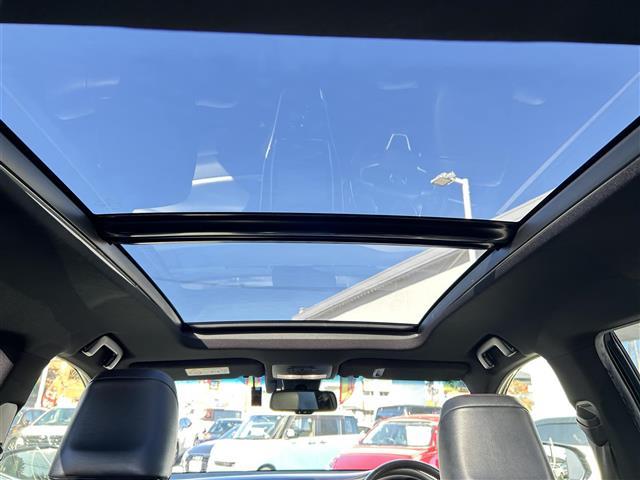 ハリアー プレミアム ワンオーナー/パノラマムーンルーフ/純正9インチナビ/バックカメラ/レーダークルコン/プリクラッシュセーフティー/LDA/ハーフレザーシート/純正18インチAW/フルセグTV/BT/CD/DVD(9枚目)