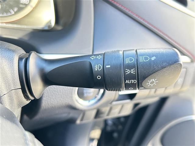 ハリアー プレミアム ワンオーナー/パノラマムーンルーフ/純正9インチナビ/バックカメラ/レーダークルコン/プリクラッシュセーフティー/LDA/ハーフレザーシート/純正18インチAW/フルセグTV/BT/CD/DVD(28枚目)