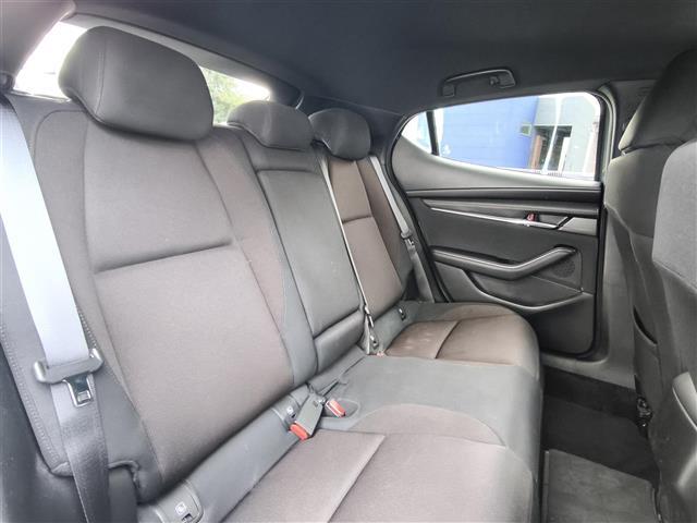 ＭＡＺＤＡ３ファストバック ＸＤプロアクティブ　ツーリングセレクション　純ナビ／Ｂカメラ／レーダークルコン／スマートブレーキサポート／ドライバーアテンションアラート／車線逸脱警報システム／ディスタンス＆スピードアラート／レーンキープ／ＢＳＭ／ＲＳＡ／シートヒーター／ＥＴＣ（16枚目）