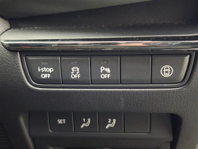 ＭＡＺＤＡ３ファストバック ＸＤプロアクティブ　ツーリングセレクション　純ナビ／Ｂカメラ／レーダークルコン／スマートブレーキサポート／ドライバーアテンションアラート／車線逸脱警報システム／ディスタンス＆スピードアラート／レーンキープ／ＢＳＭ／ＲＳＡ／シートヒーター／ＥＴＣ（21枚目）